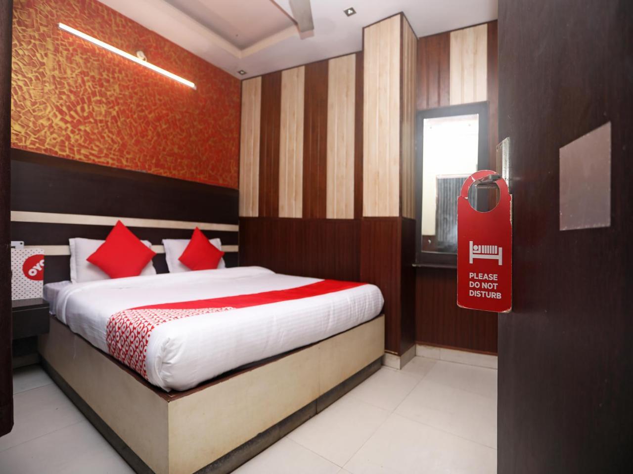 Vaccinated Staff- Oyo 18541 Hotel Haridev Roorkee Екстериор снимка